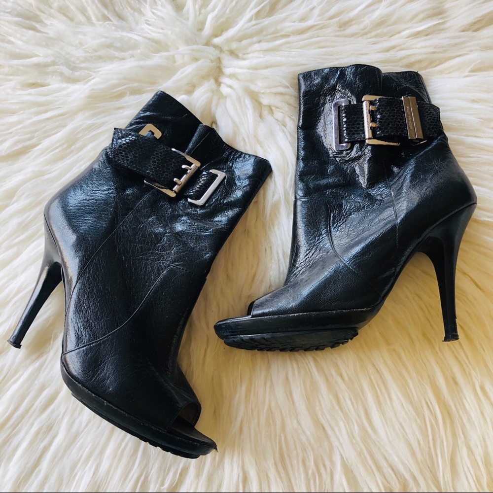 Michael Kors Black Leather Ankle Boot StilettoHeel